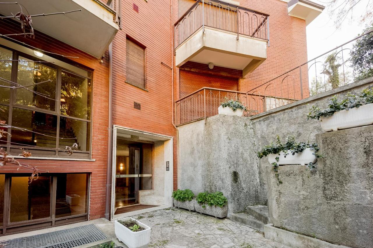 Portosole Attic - With Terrace And Private Parking Apartment Sanremo Bagian luar foto